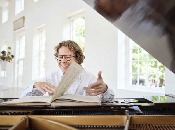 Pianorecital door Hannes Minnaar