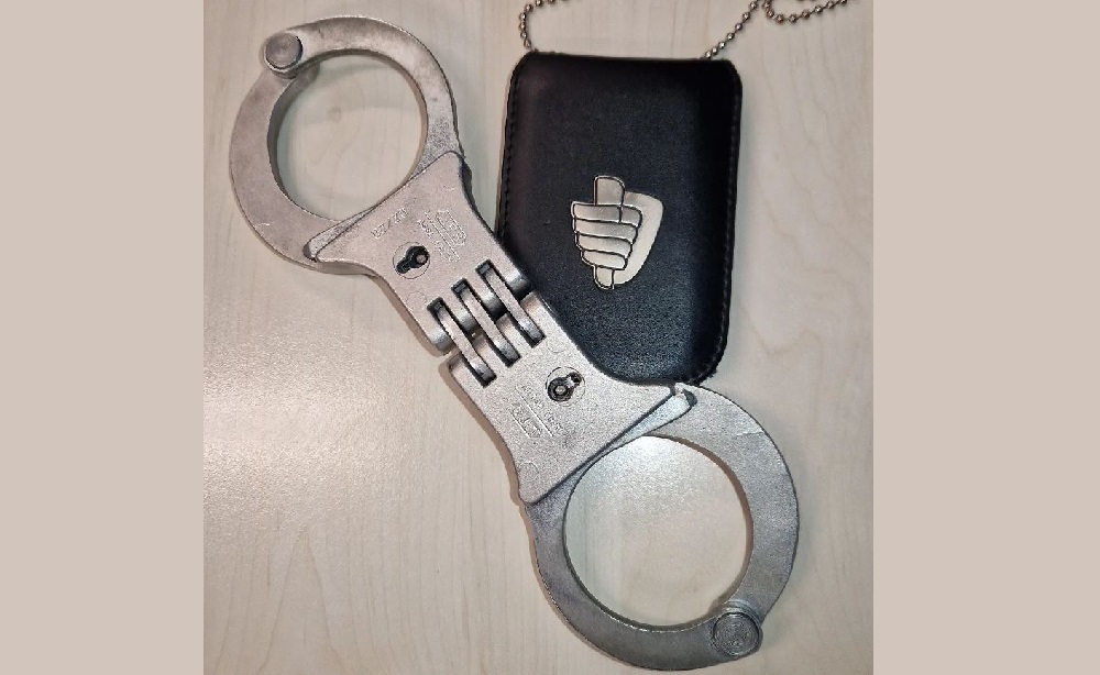 Nachtje cel voor jeugdige dame die boa's beledigt