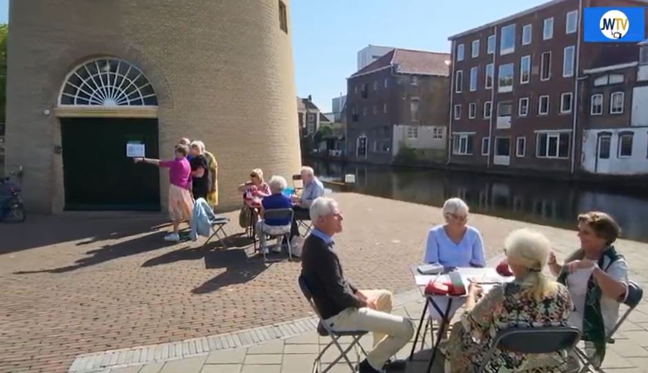 420 deelnemers bridgen in binnenstad