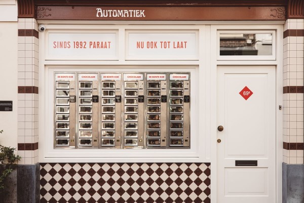 Na Schiedam nu ook in Hofstad een chocolade-automatiek
