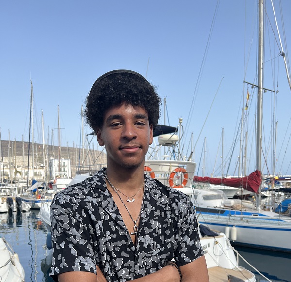  Jayden (14) is te zien in tv-realityserie ZOOV