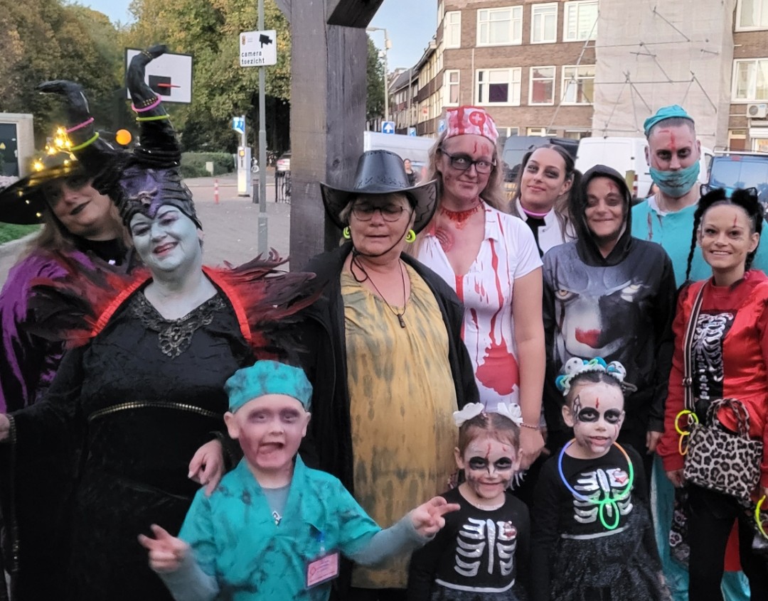 Hilda uit Schiedam Oost is dol op Halloween