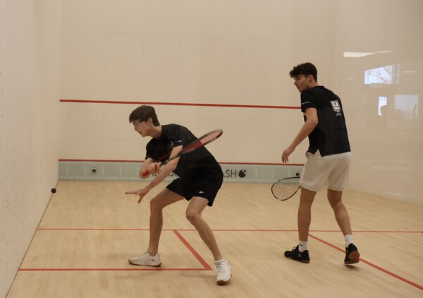Internationaal topsquash én amateurs in actie