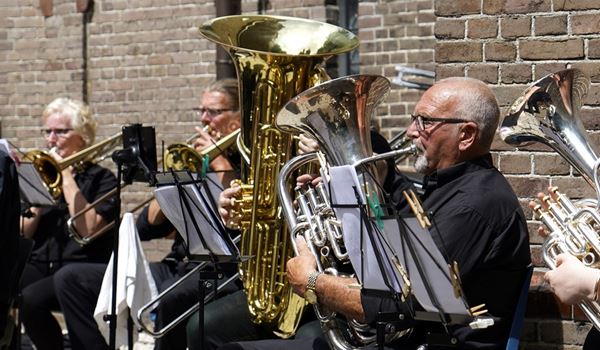 Radboud Brass Choir laat je een uur genieten van bekende filmmuziek