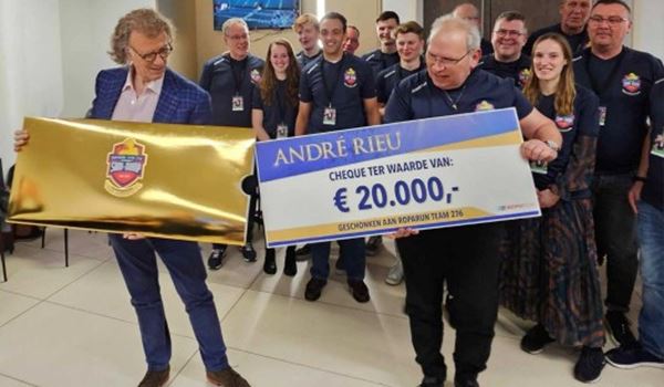 André Rieu brengt Roparunners unieke ervaring én donatie