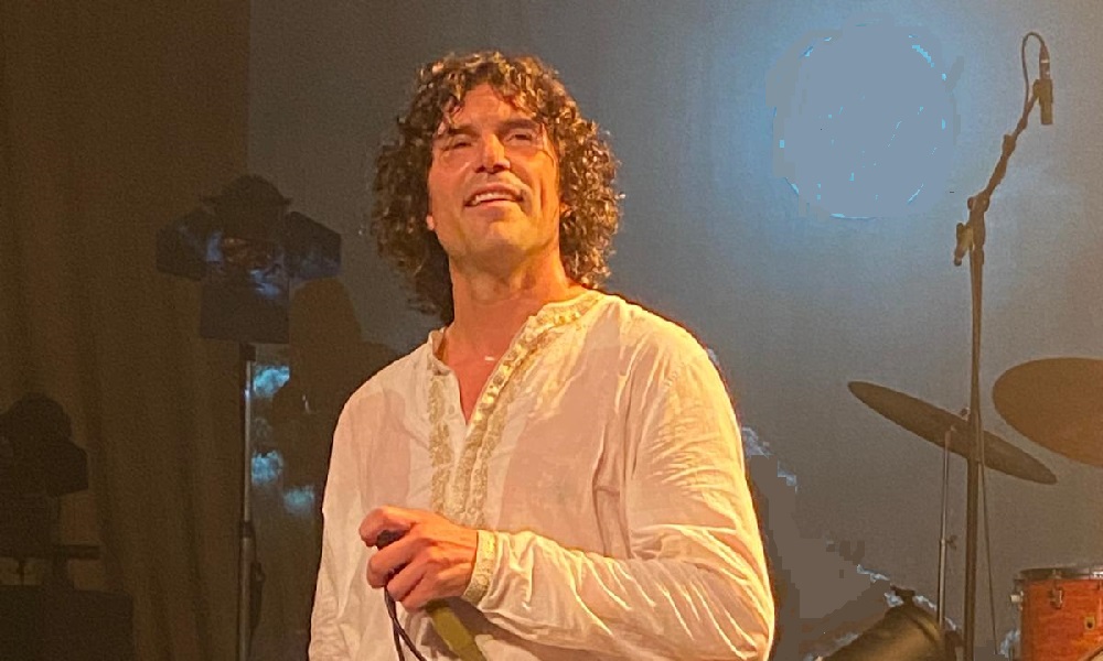 'Jim Morrison' van Doors-tributeband is een Schiedammer