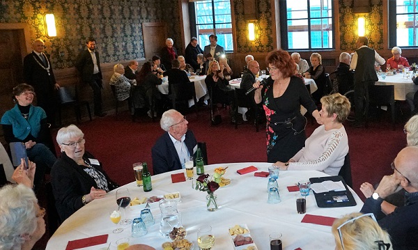 Speciale editie van feest voor 69 zestig jaar gehuwden 