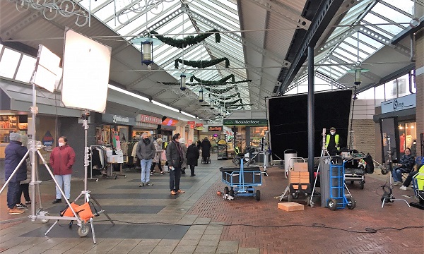 Opnamen voor kinderbioscoopfilm Totem in Winkelcentrum Spaland