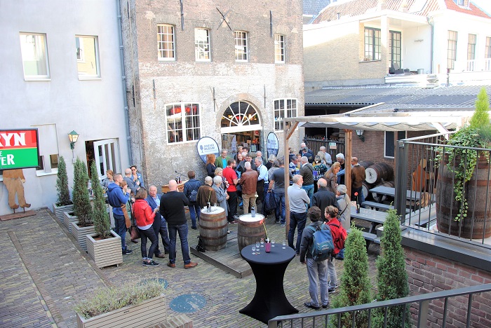 Schiedam krijgt de Locomotiefsteeg, genoemd naar de jenever van Melchers