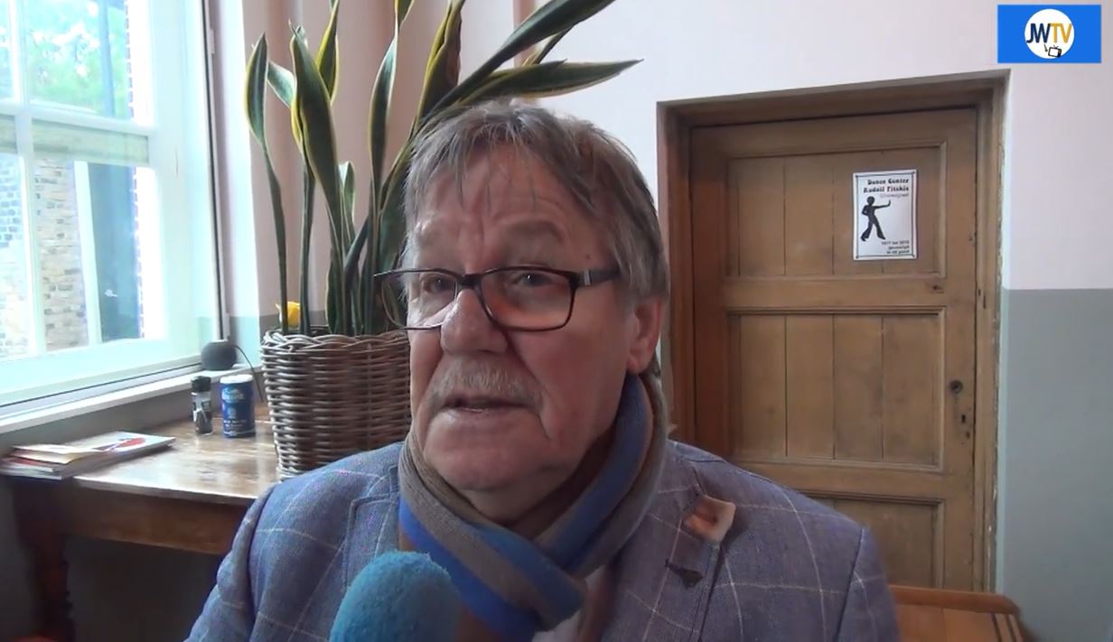 Rudolf Fitskie wordt herdacht met plaquette