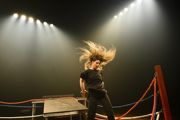 Monoloog over seksueel misbruik, op basis van het ware verhaal van Karin Bloemen