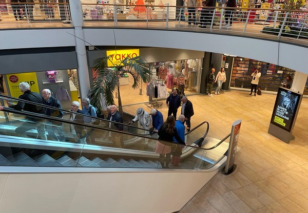 Waarom was het vanochtend vroeg zo druk in De Passage?