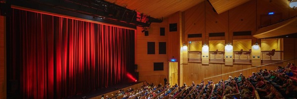 Theater aan de Schie: 'Heroverweeg besluit nieuwe entree!'