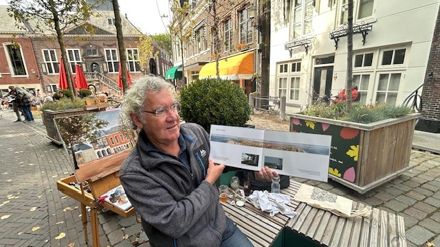 Verhalen komen los als je bij schilders over schouders meekijkt