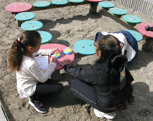 Buiten leren heeft positief effect op kinderen dankzij daglicht en frisse lucht 
