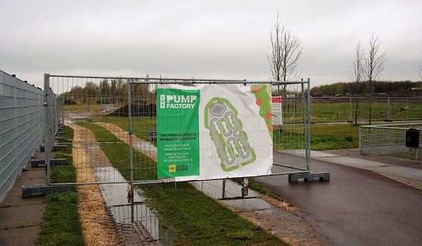 Workshops pumptrack voor Schiedamse jongeren op Stadserf