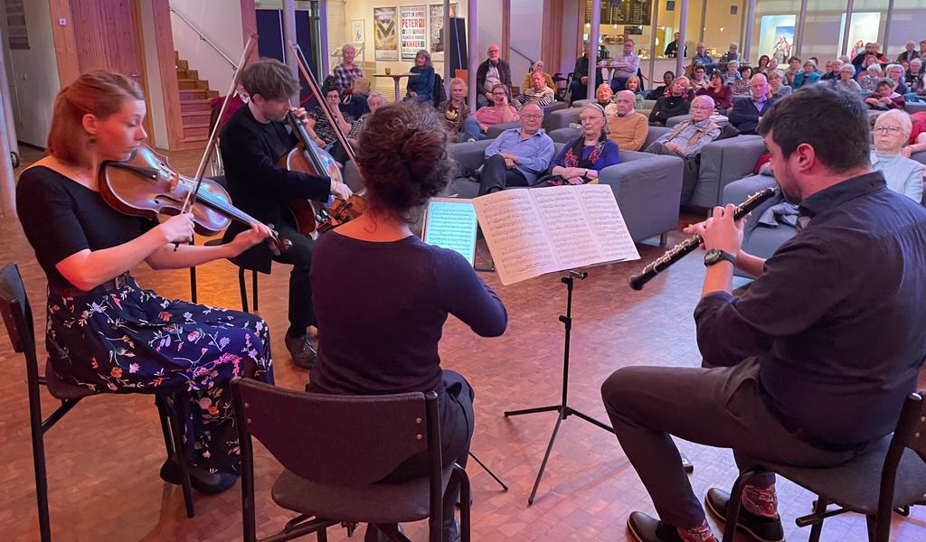 Vandaag Stilte aan de Schie en Lunchconcert