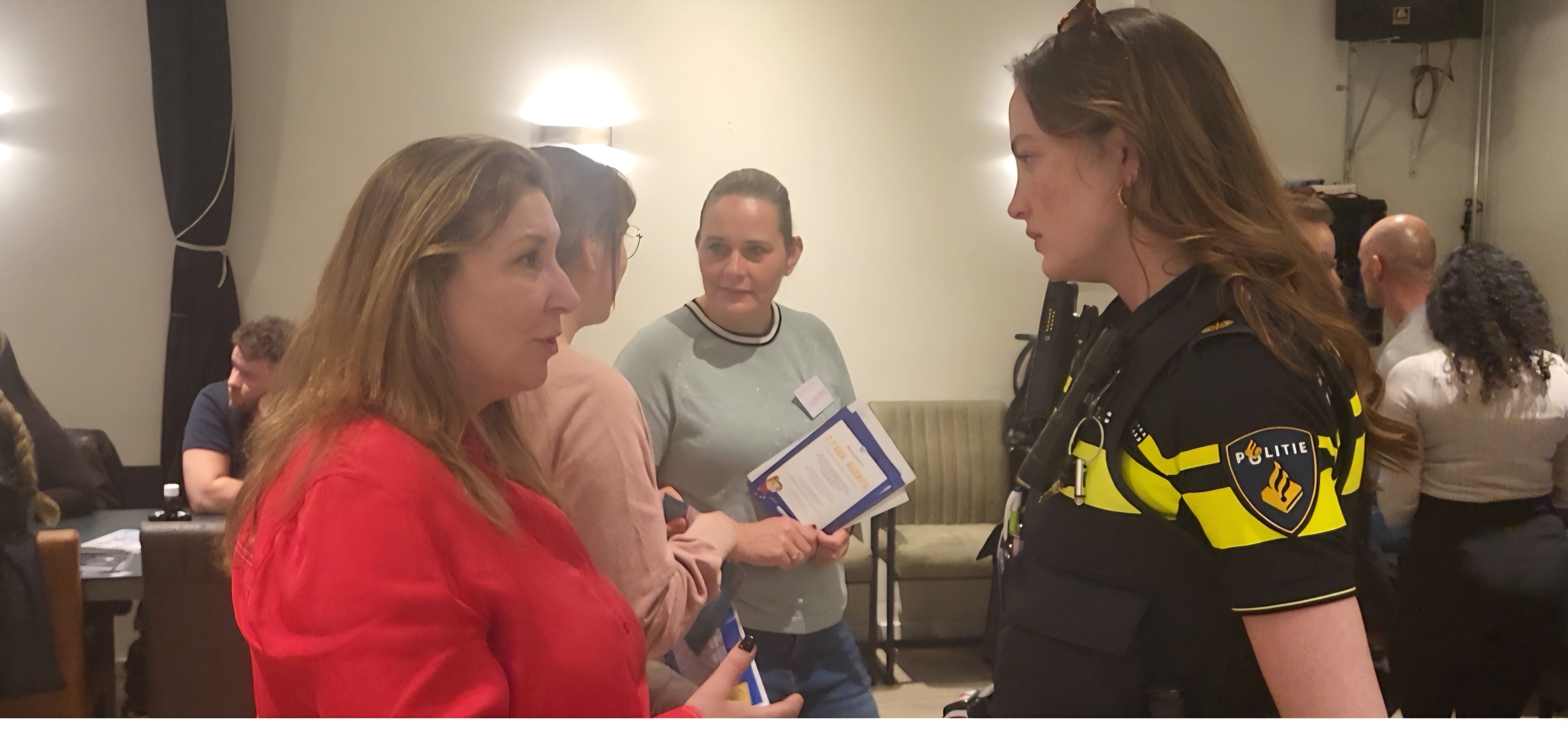 Bewoners Schiedam West ontevreden over bijeenkomst Veiligheid