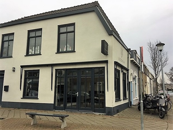 Groenelaan krijgt nieuwe ijszaak: De IJsmobiel Pitstop Schiedam