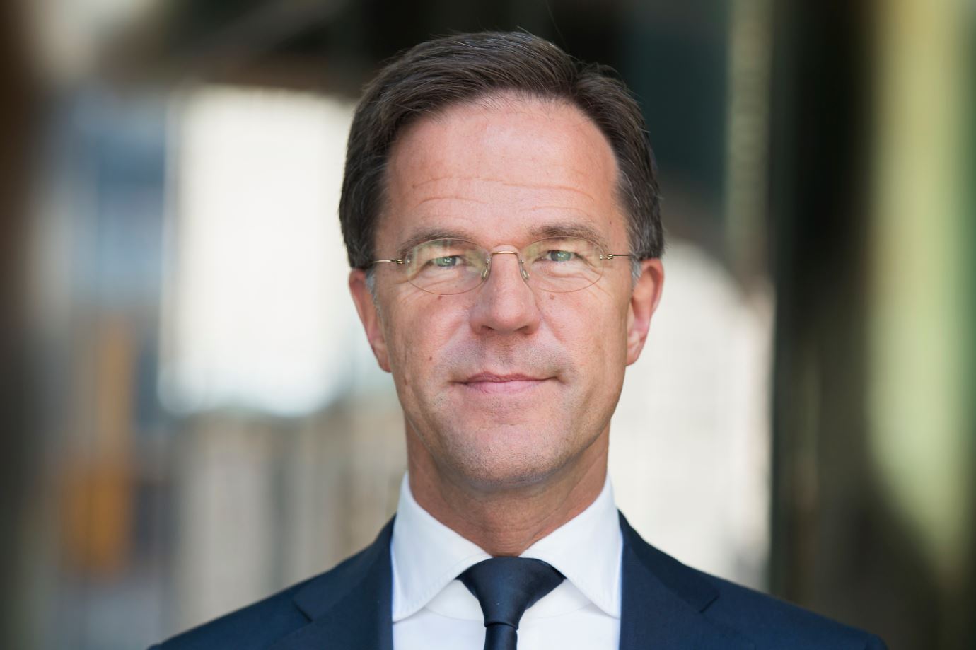 Scholen vanaf woensdag en heel veel winkels vanaf morgen dicht