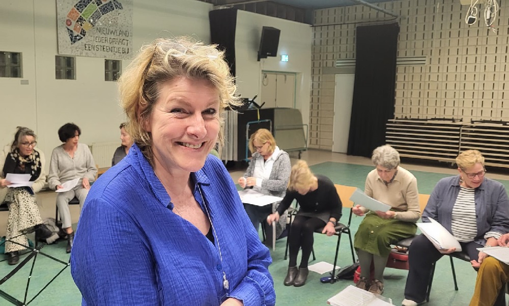 Dameskoor Femmes Pur Sang treedt op in Westvestkerk