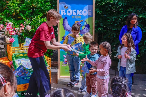 Roekoe-doeboek gelanceerd op basisscholen