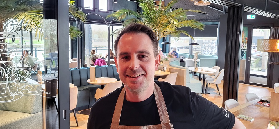 Win gratis diner voor 2 bij Brasserie de Schie