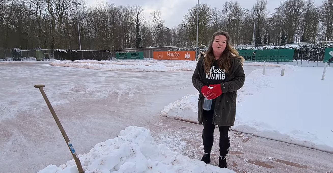 IJsbaan bij Van Vliet is dicht