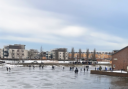 Politie maakt einde aan groepsvorming bij schaatsvijver 