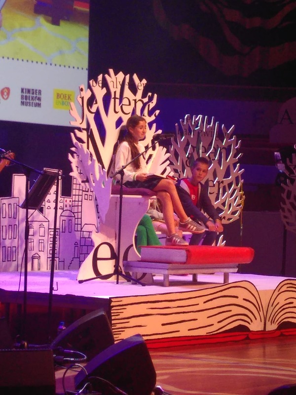 Lena staat in finale van de Nationale Voorleeswedstrijd