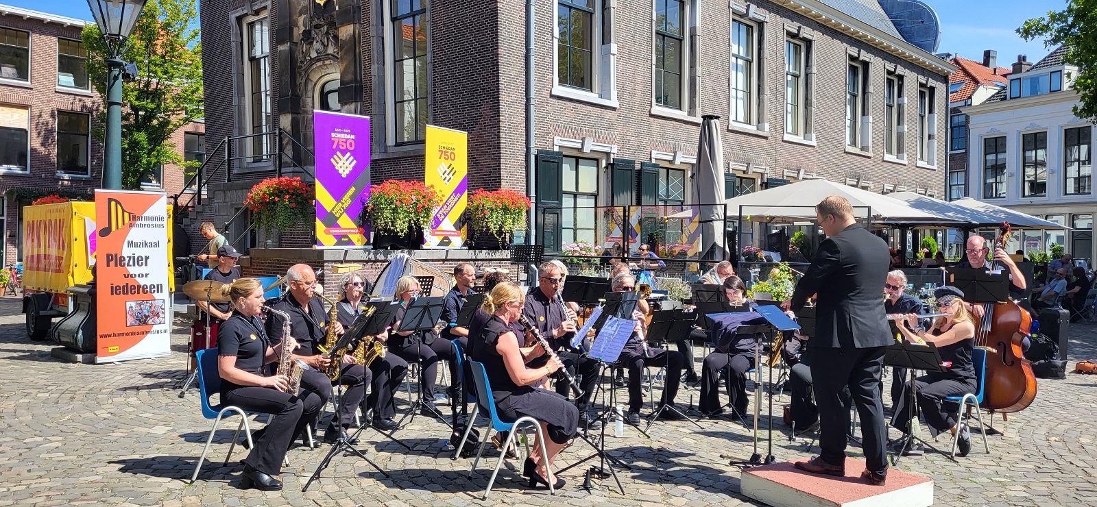 Geweldig muziekspektakel op Grote Markt