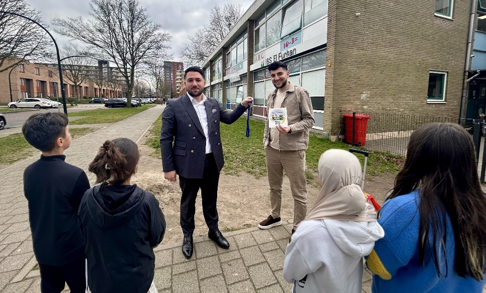 Twee basisscholen 'adopteren' een container