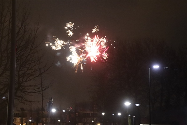 Schiedam beleeft onrustige jaarwisseling, meerdere inzetten ME noodzakelijk