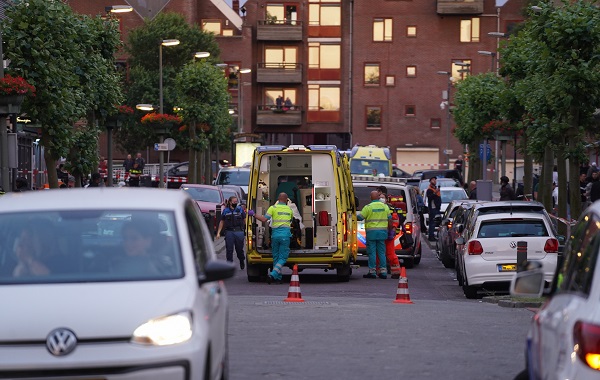 Twee zwaargewonde mannen naar het ziekenhuis overgebracht