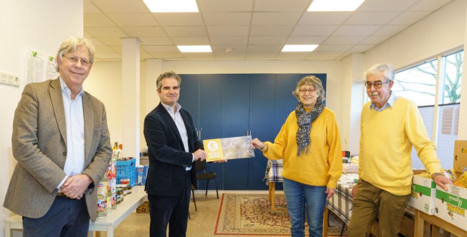 Projectontwikkelaars steunen Voedselbank