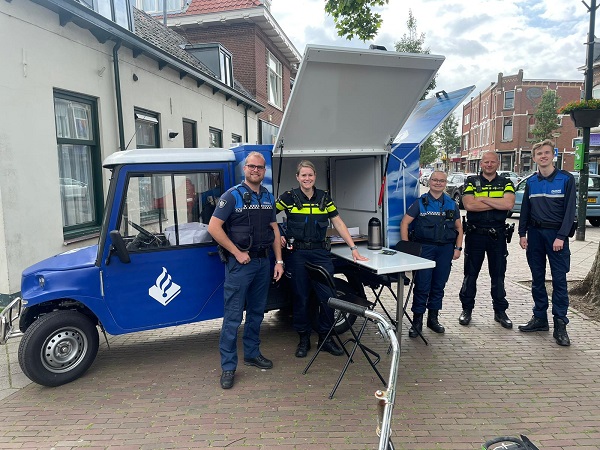 Niet de snelste, wel de gezelligste politieauto