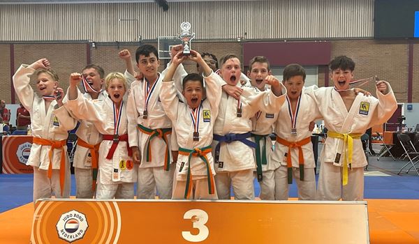 Jongensteam Sportinstituut Schiedam 3e van Nederland