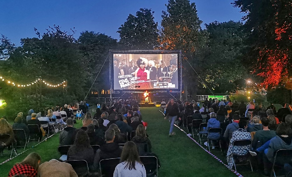 Hier lees je het programma van Film in ’t Park