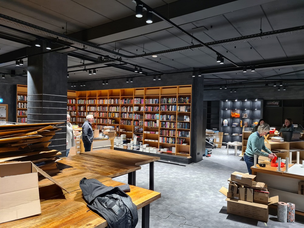 Feestelijke heropening van Boekhandel Post Scriptum