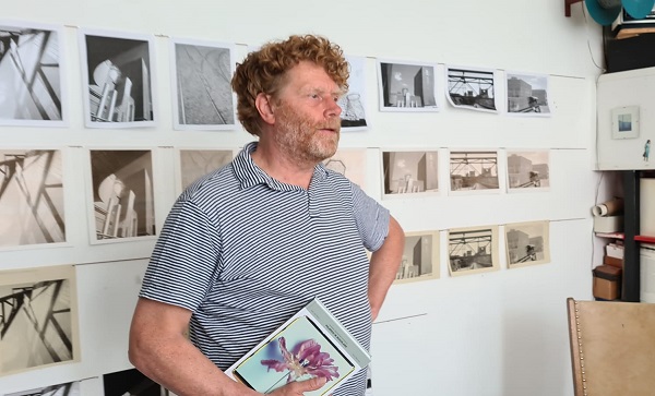 Fotograaf Sjef van Duin geeft vandaag rondleiding bij KunstWerkt