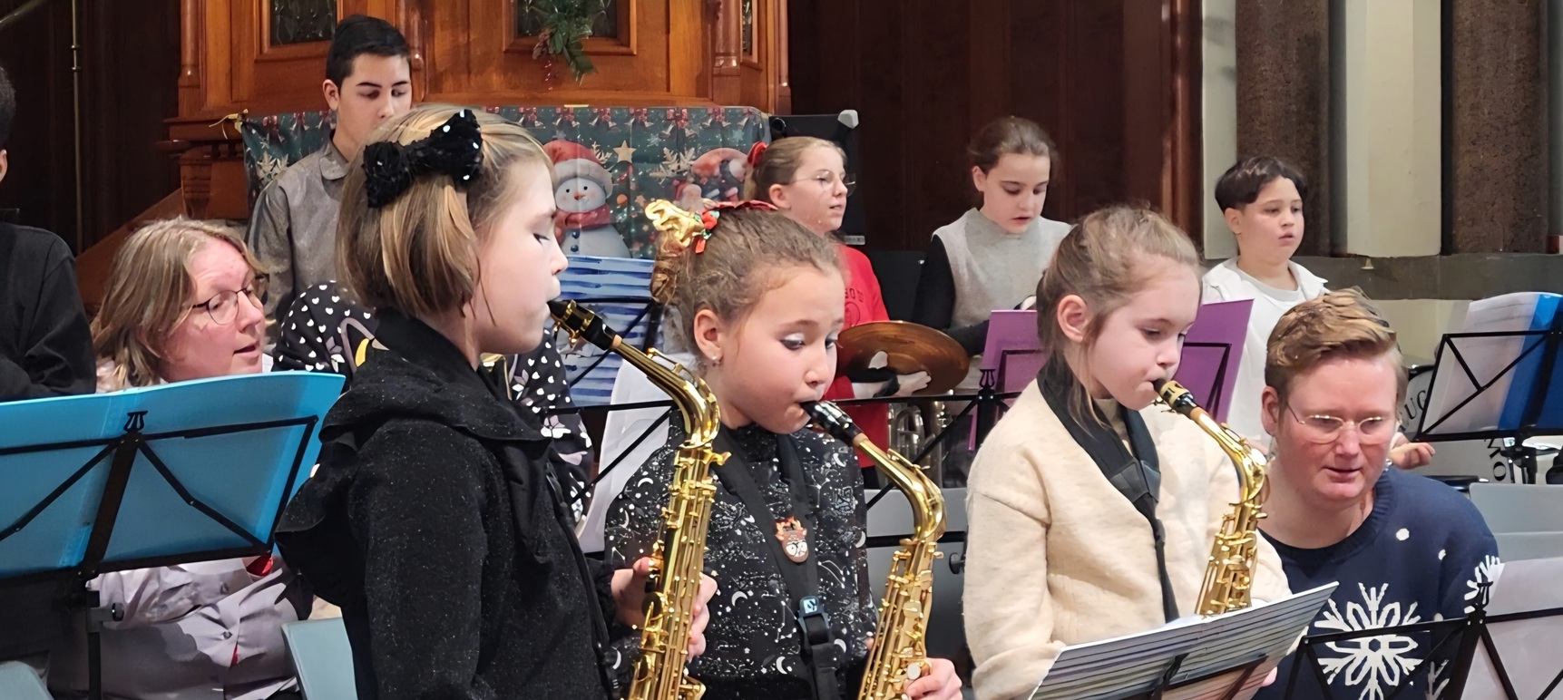 Gevarieerd kerstconcert Rijnmondband in Westvest 90