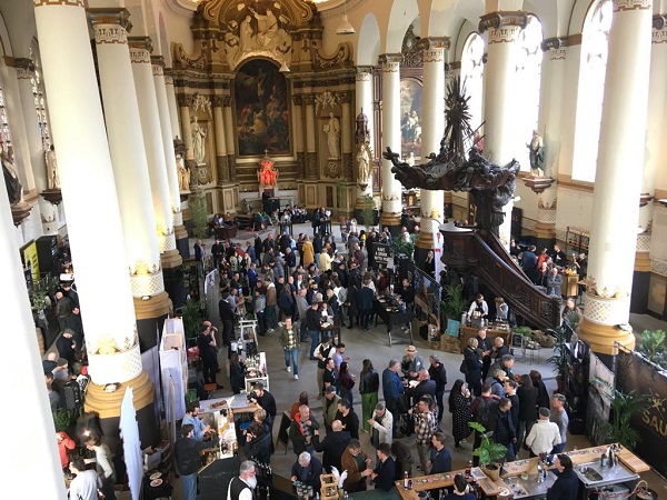 'Cocktails & glamour'-party vooraf aan tweedaags Jeneverfestival 