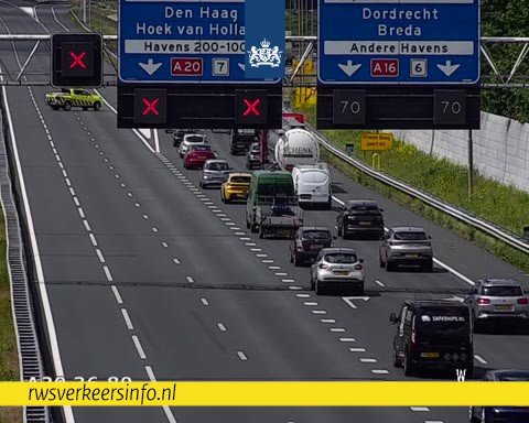 Ongeval bij Crooswijk op A20 richting Schiedam, weg is afgesloten
