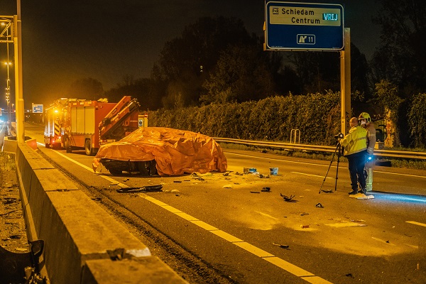 Dode ten gevolge van ongeval op A20 in Schiedam