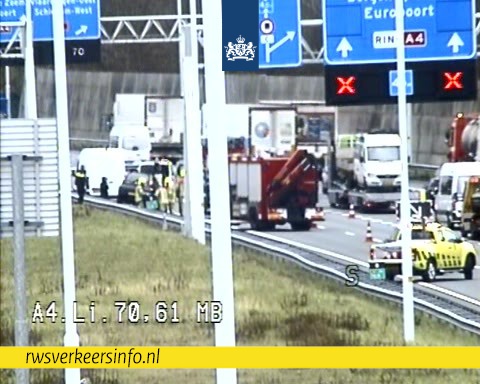 Ongeval met meerdere auto's op A4