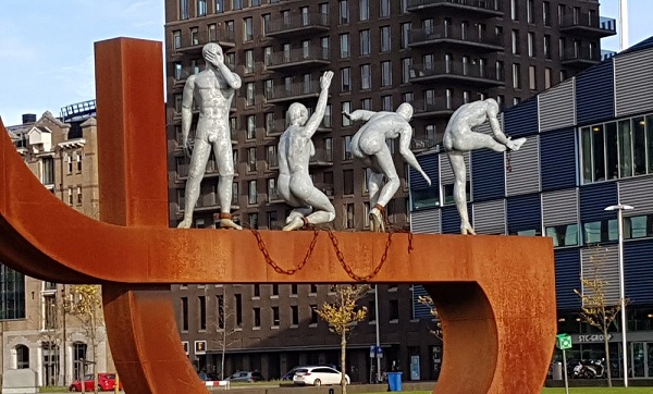 Raadslid leest college de les over beantwoording vragen