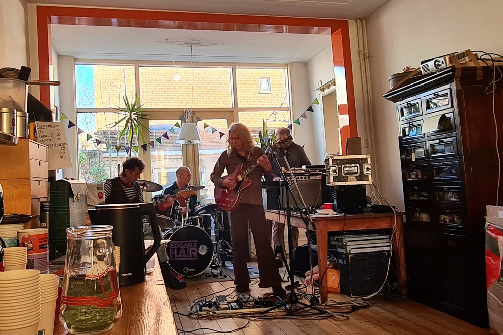 Gluren bij de Buren was ook in Schiedam