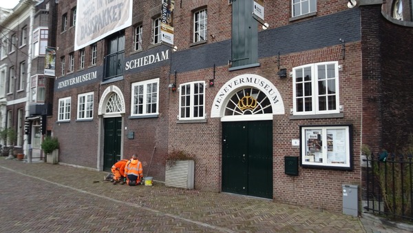 Jenevermuseum zonder Molen de Walvisch?