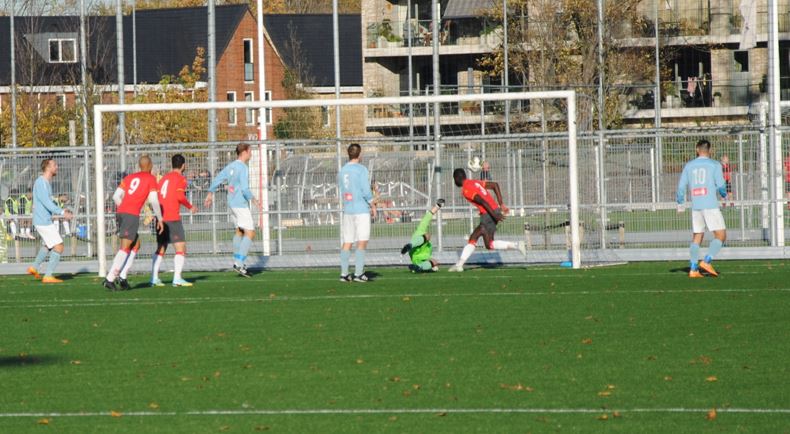 Hermes-DVS kansloos in duel om koppositie