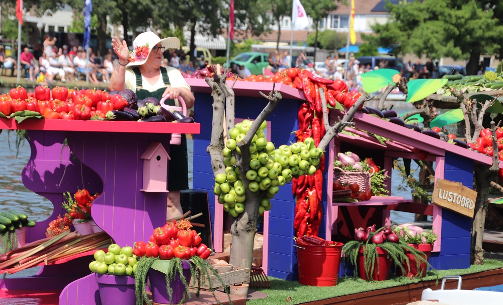 Varend Corso doet Vlaardingen en Schipluiden aan